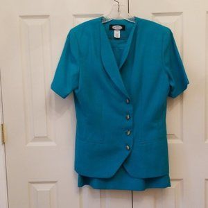 Short sleeve 2 piece suit Kate Mcnaughton